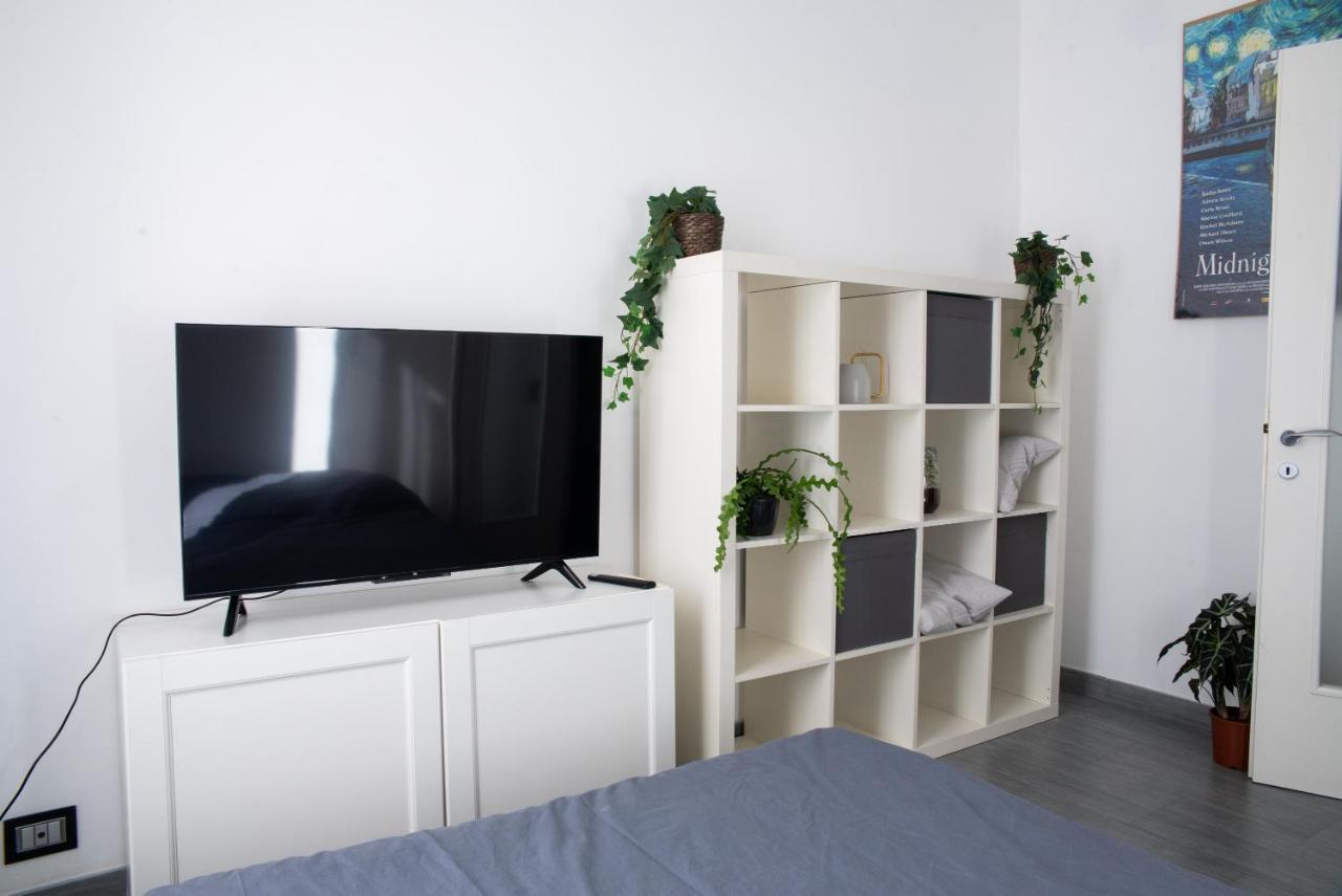 Ami House Roma Apartment Ngoại thất bức ảnh